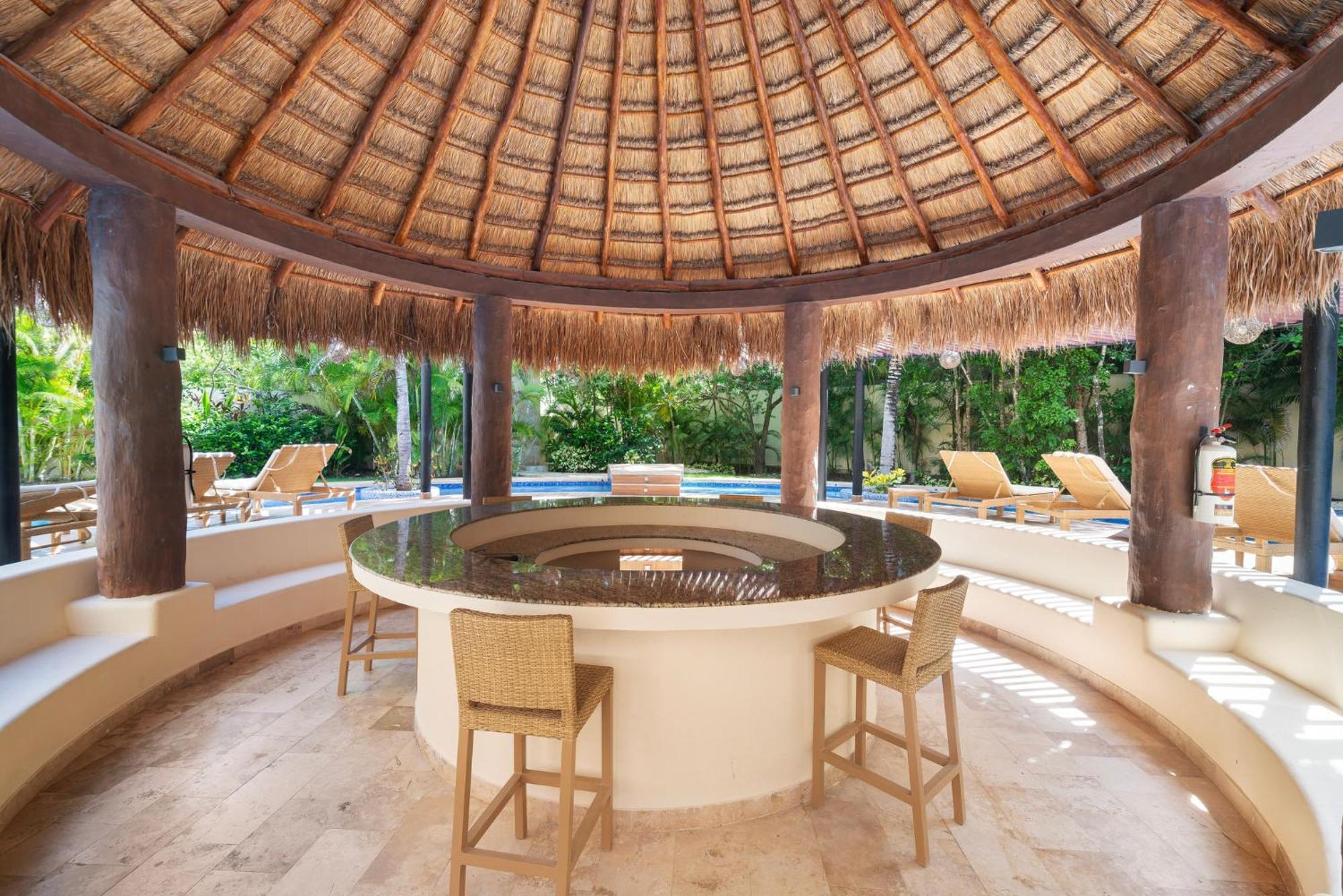 Luxurious Penthouse With Jungle View & Private Pool Lägenhet Tulum Exteriör bild